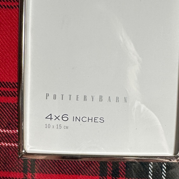 Pottery Barn Lynbrook Plaid 4”x6” Picture Frame - Picture 2 of 9